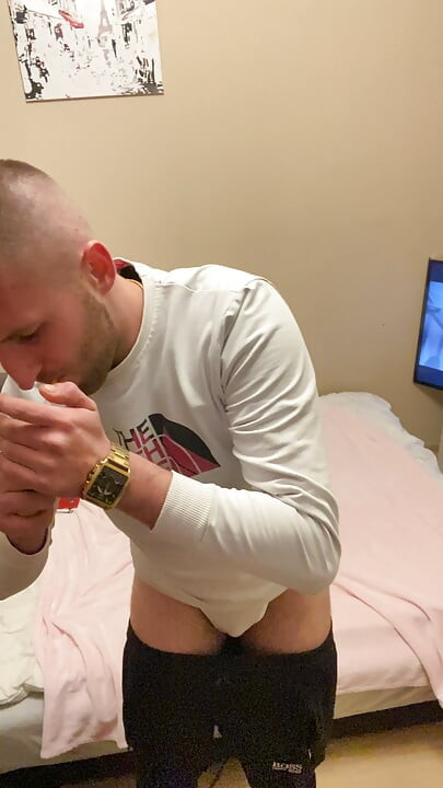 U bijelim seksi tangicama