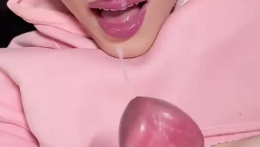 Femboyshow want more cum on face