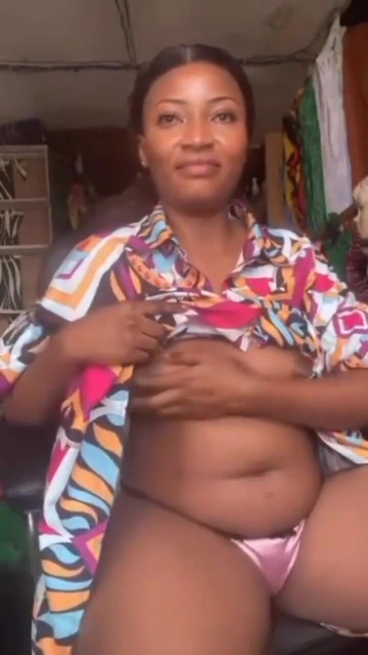 Horny mama masturbating inside her shop,public masterbation sugar mama | Clip 2