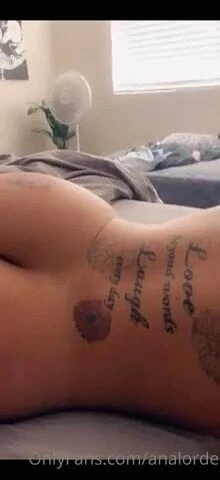 Nutting in a bar tender