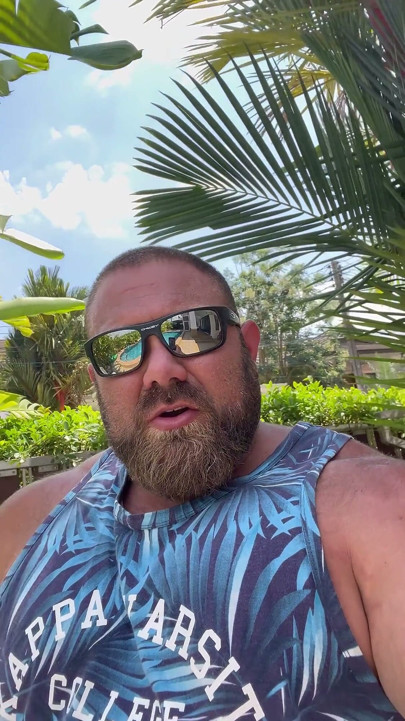 Jack Stacked - Big Muscular Feet and Intense Sole Teasing by the Pool