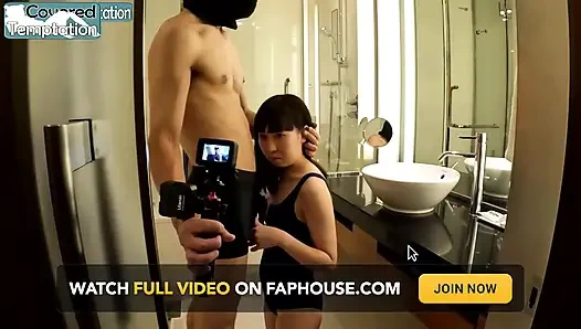 Si cantik legendaris dengan baju renang, tantangan berani berujung dengan momen tak terlupakan untuk pertama kalinya