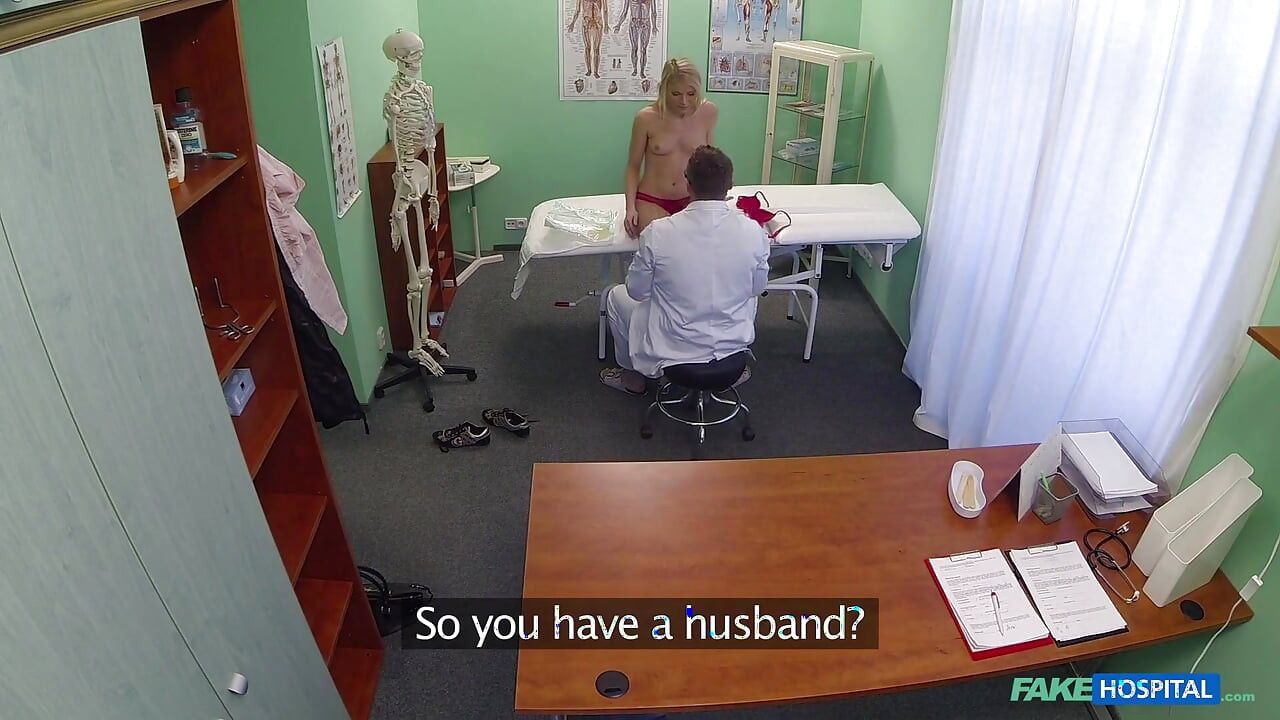 Fake Hospital - Curvy Blonde with a Bubbly Butt Takes Doctor's Naughty Offer for Pleasure