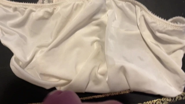 Cumming in 33 yr old Ashley Panties