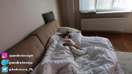 Beyaz çoraplı ayak fetişi // andre love sevgilisinin yarağını sıvazlıyor