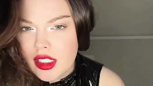Smoking Leather Mistress Lends Out Her Favorite Toy