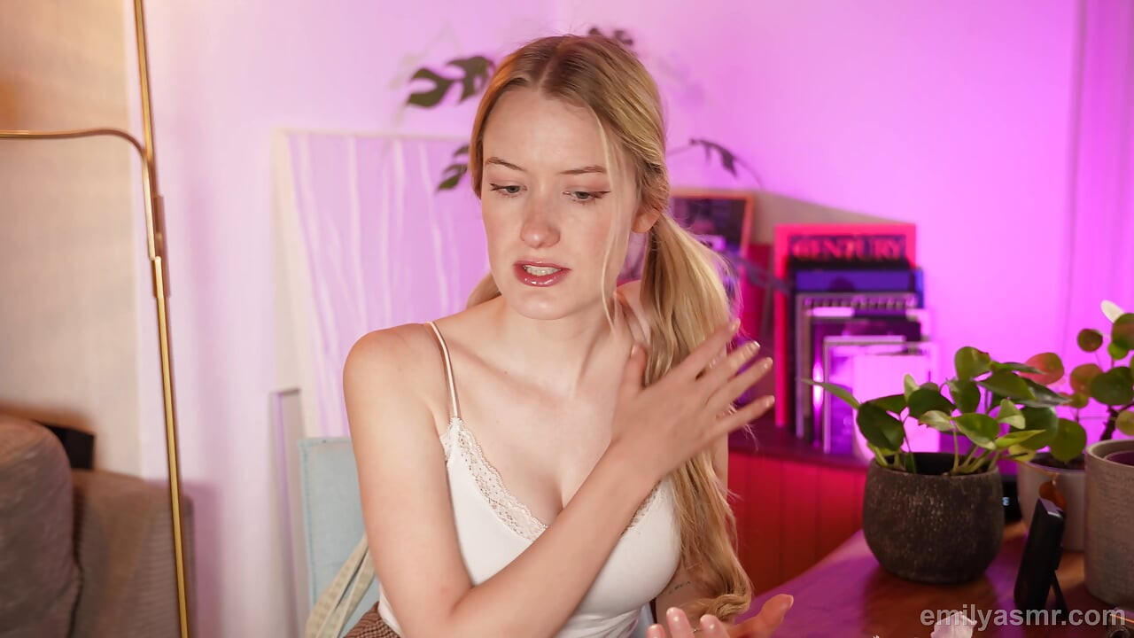 बेवकूफ कामुक सहपाठी आपके साथ जुनूनी है - Asmr