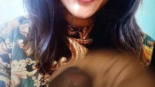 Sperma eerbetoon op hete & sexy Deepti