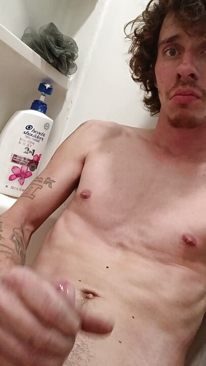 Cumming In the tub