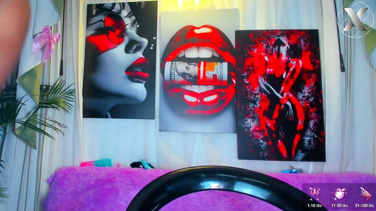 Masturbation beim Gedanken an meine lesbische Freundin: Echter Orgasmus