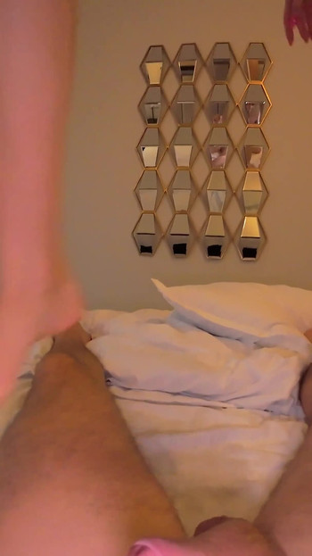 I Hooked up with the University’s Richest Girl-she Made Me Cum Twice