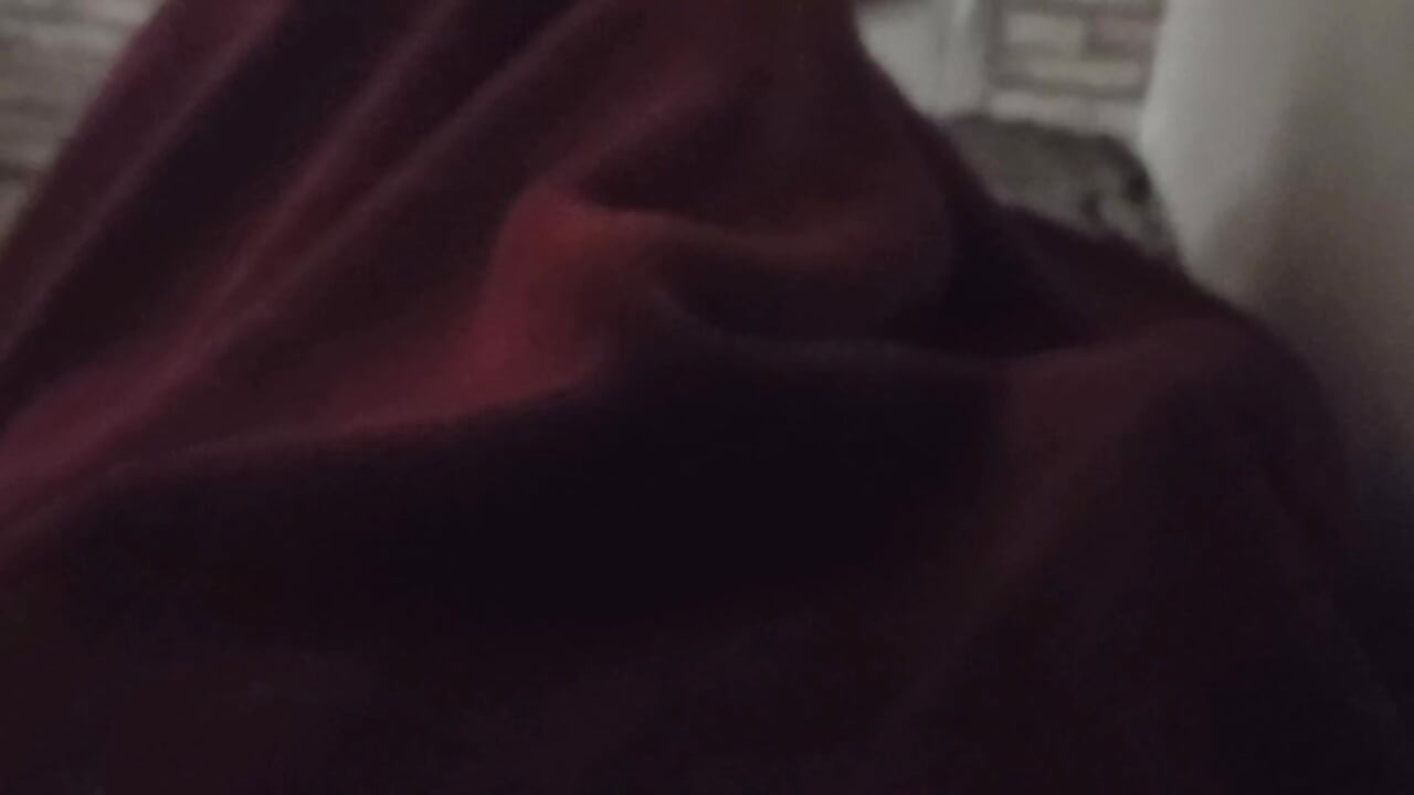 Hot audio and video of a Moroccan Arab girl having sex with her stepfather