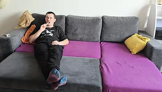 Sexy Maid Cleans My House... I Couldn't Resist and Paid Her in a Very Different Way