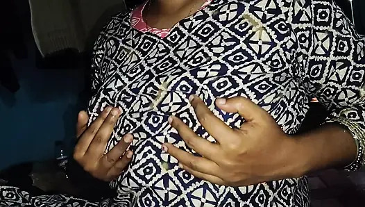 Desi bhabhi and devar handjob