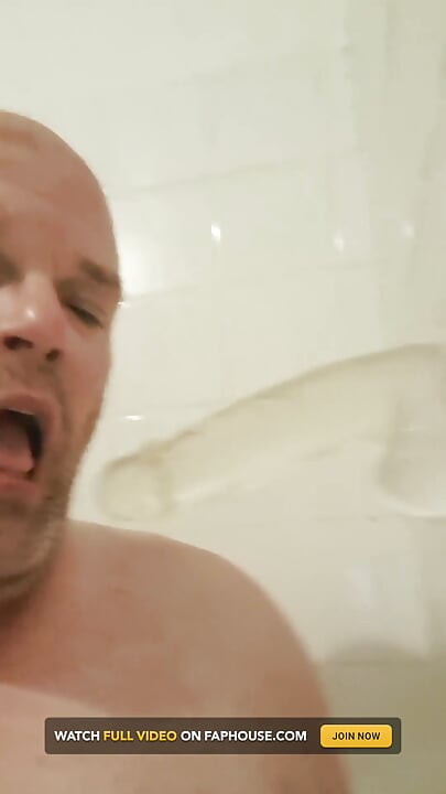 The Duties of a Slut, 1. the Blowjob of Cock