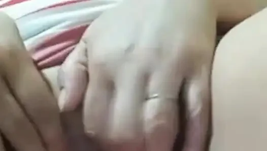 Zevk için görüntülü seks görüşmesi yapıyoruz.