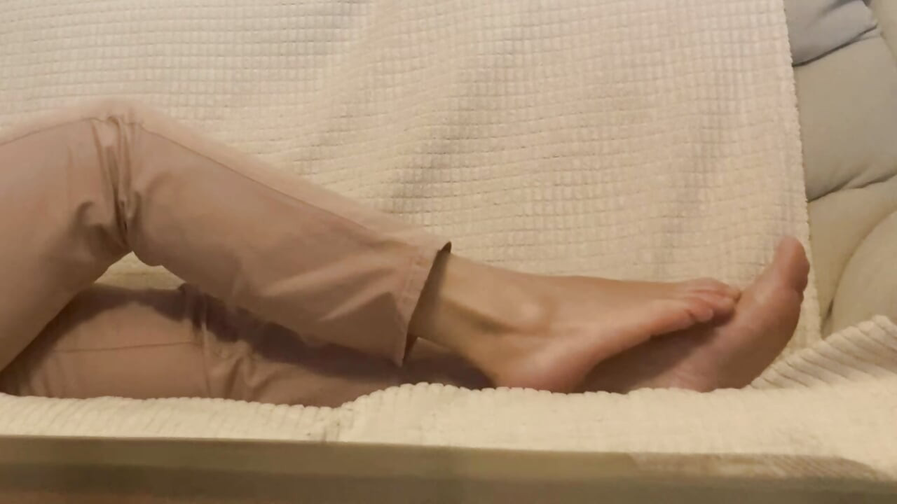 Stare at Her Gorgeous Feet and Jerk off