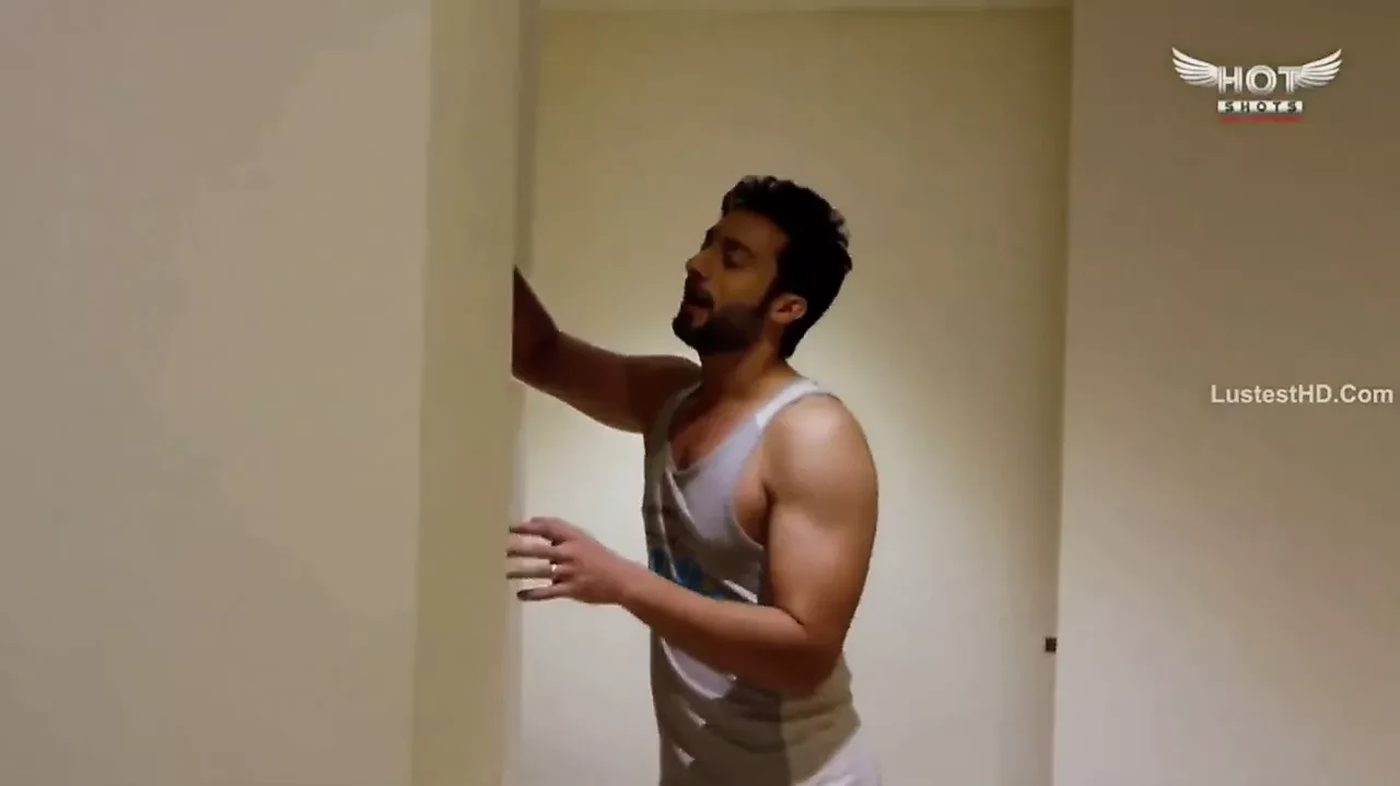Indian college couples fucking in party club