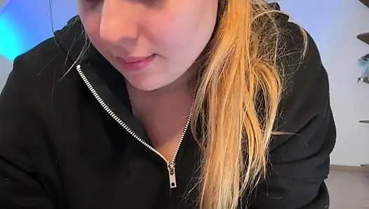 Squirting während des cumming mit jucielussie