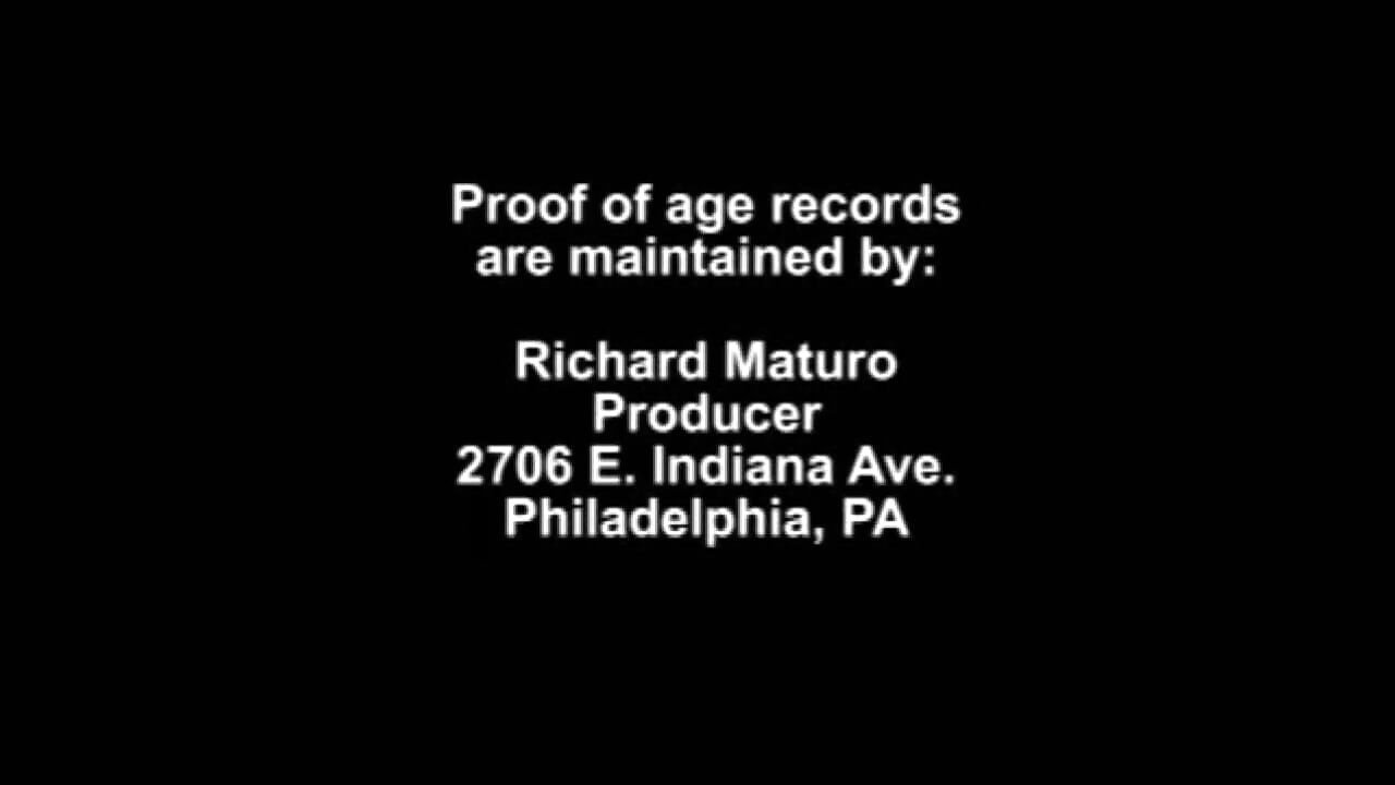 ซูเปอร์ฮีโร่เปลื้องผ้าและผู้ชายจัดการ