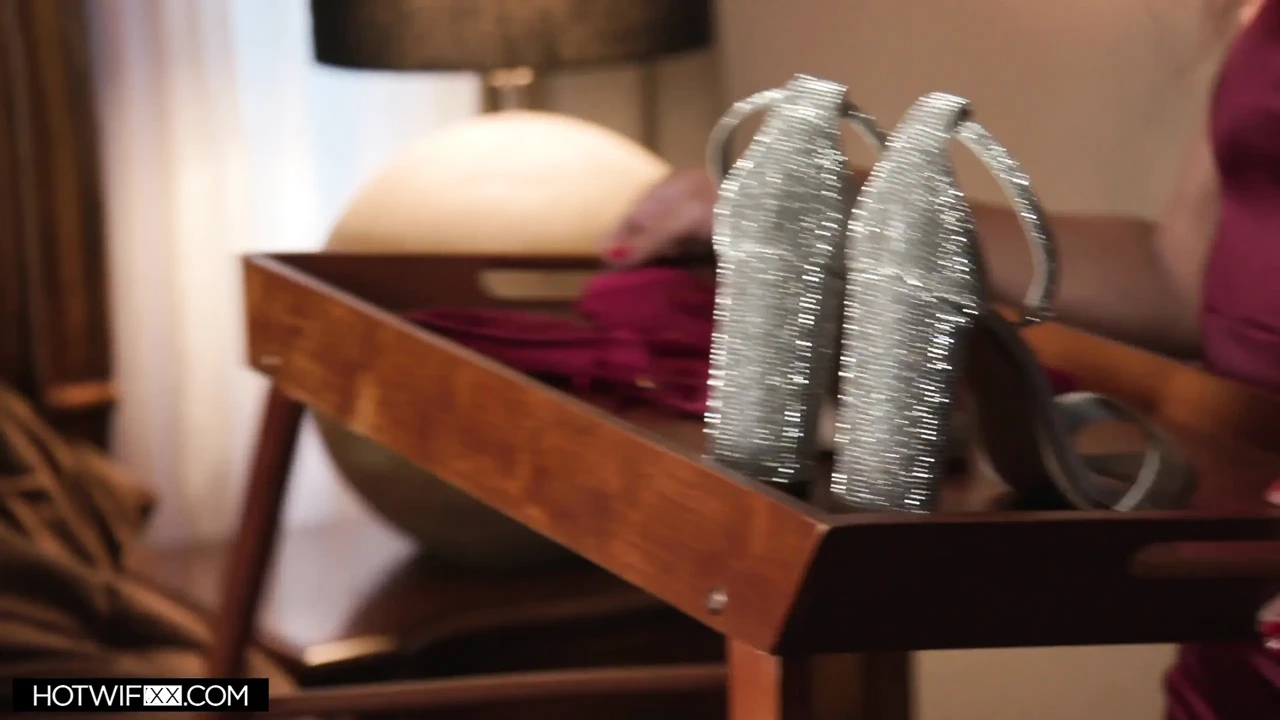 Xem Scarlit nhận được creampie của cô ấy