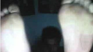 Kaki pria lurus di webcam #397