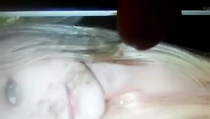 Seksi genç sürtük mary için haraç