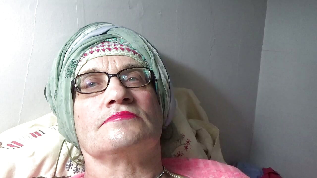 Chubby ladyboy Serge Ave-Lusin. 2026jh