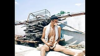 Bihari гей-парень мастурбирует публичную сексуальную задницу
