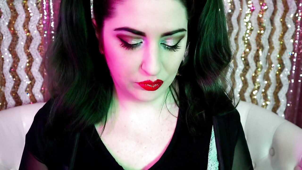 100 Layers of Lipgloss Asmr Kisses