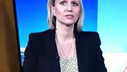 Moderator manis pirang daniela soykan