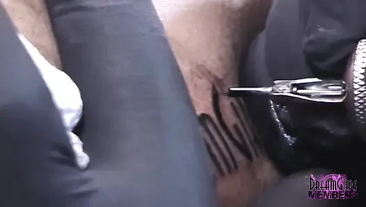 She gets dream girls tattooed on her nice ass