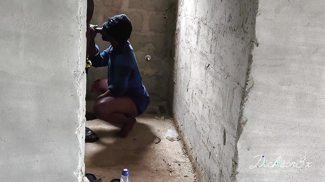 Fucking Ebony Big Wasit Bussy Inside the Toilet of an Uncompleted Building After a Blowjob