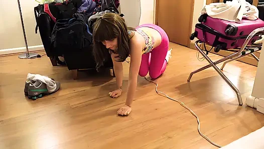POV Blowjob & Masturbation in Yoga Pants