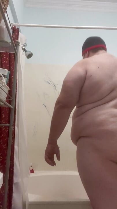Very Fat Chub Bear With Very Fat Dick Spurts Thick Jizz