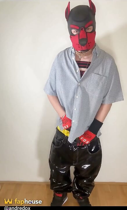 Horny Sagger Boy!