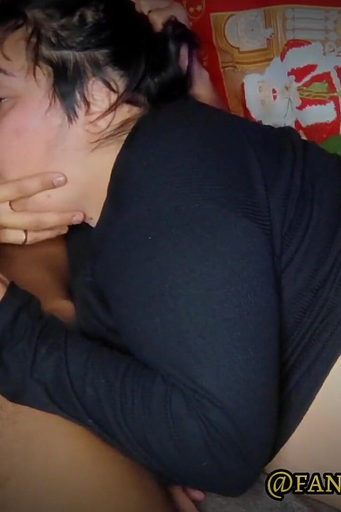 Grlo jebano i svršeno po licu ove argentinske kurve s velikim sisama