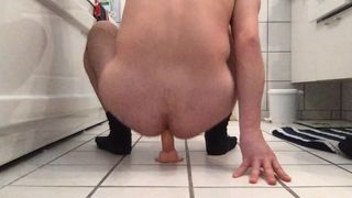 17 cm dildo in my ass