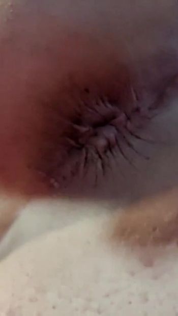 Closeup ass tease, I'm very tight daddy