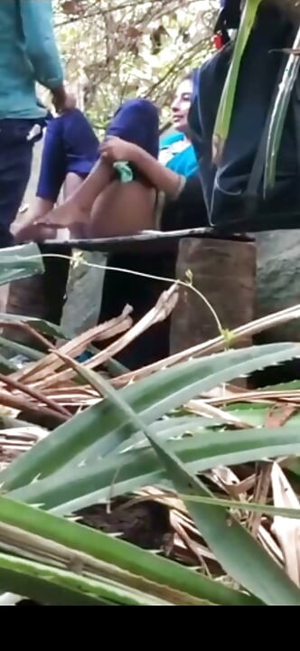 Indian Couples Are Sex in Jungle