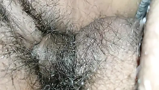 Üvey anne üvey oğluyla yatağı paylaşıyor