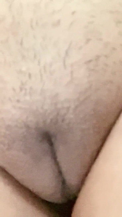 Zadivljujući trenutak iz "Desi seksi pičke školske djevojke"