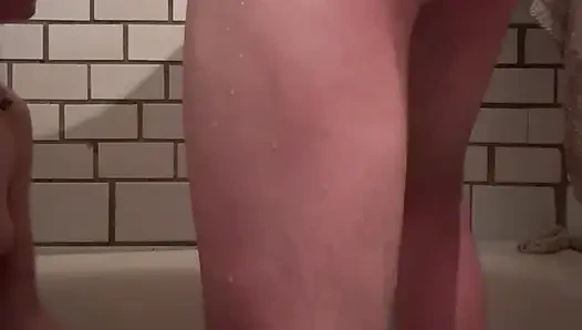 Dövmeli kız arkadaşım banyoda ilk kez