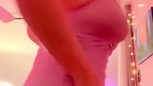 Sadece senin için beni daha fazla öp ve kalçalarla ilgileneceğim