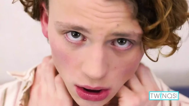 Skinny Twink Tristan Vincent Milks Himself So Well While!