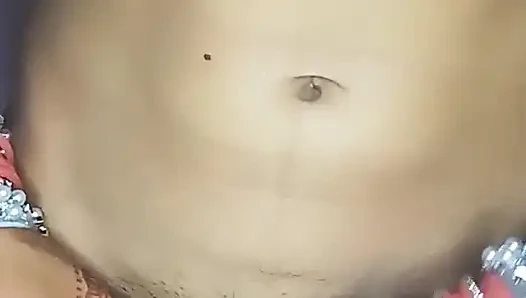 Hintli kız ilk kez mastürbasyon