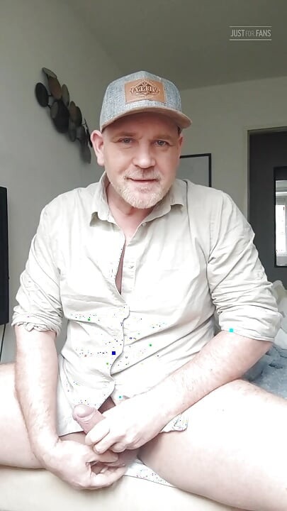 Stepdaddy Show off His Big Dick