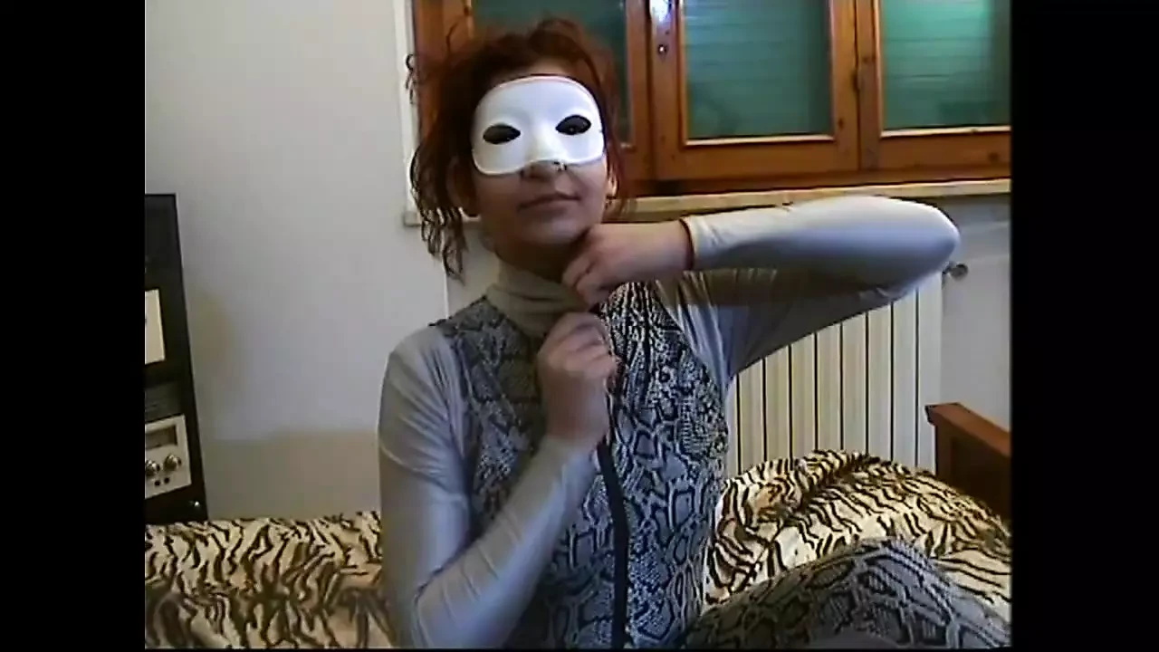 CHIAMAMI E SCOPA CON ME - (capitolo #01)