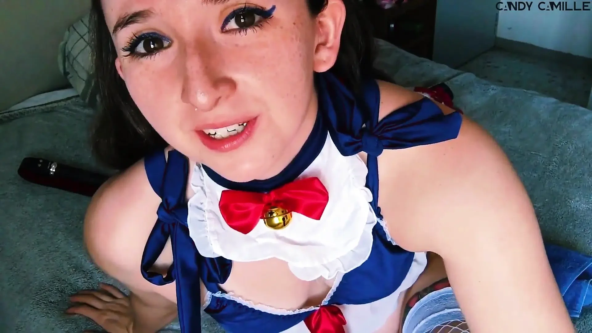 Snowwhite Is so Wet for Squirting a Lot