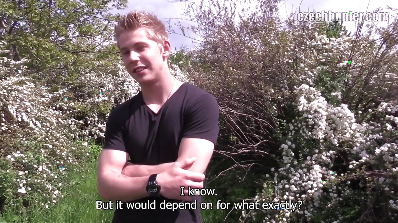 Czech Hunter - Twink Was Chilling in the Park and Craved Some Anal
